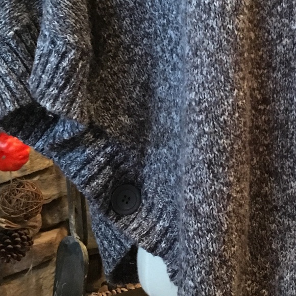 Gray Zip-up Hooded Poncho Sweater, Size S/M - Picture 8 of 8